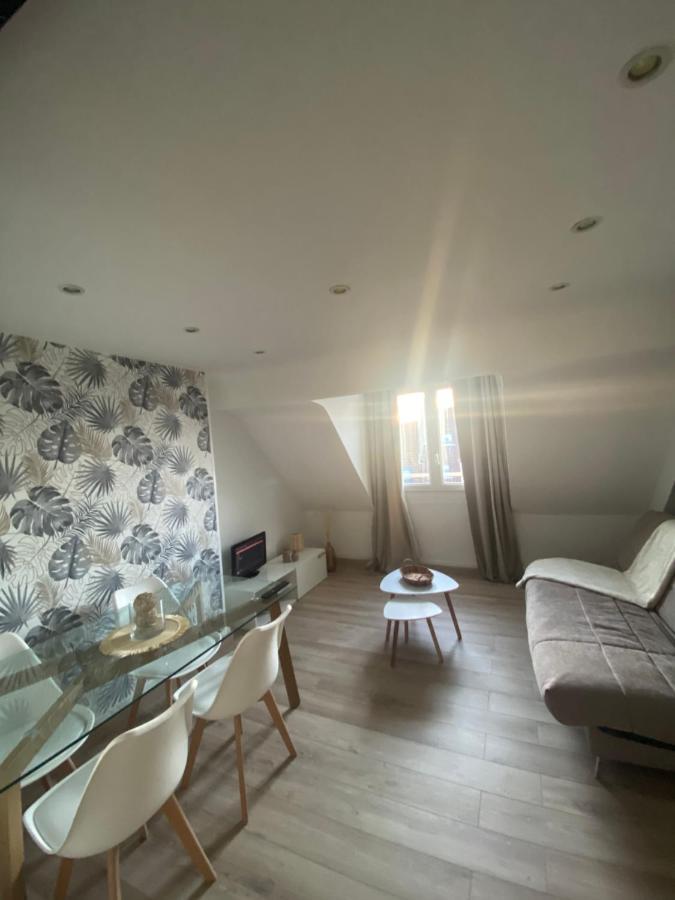 Le Portel : Bel Appartement A Deux Pas De La Mer エクステリア 写真